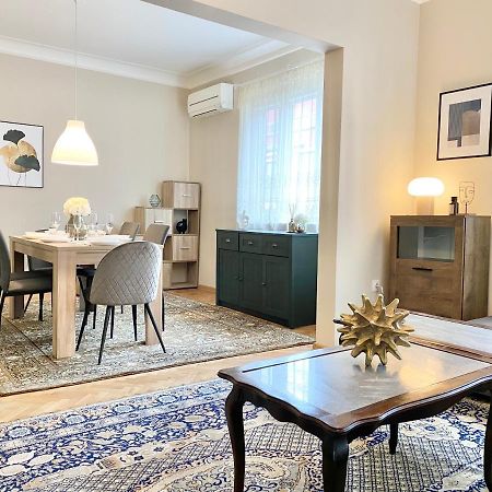 Top Centre Sofia Apartment For 6 Guests 外观 照片