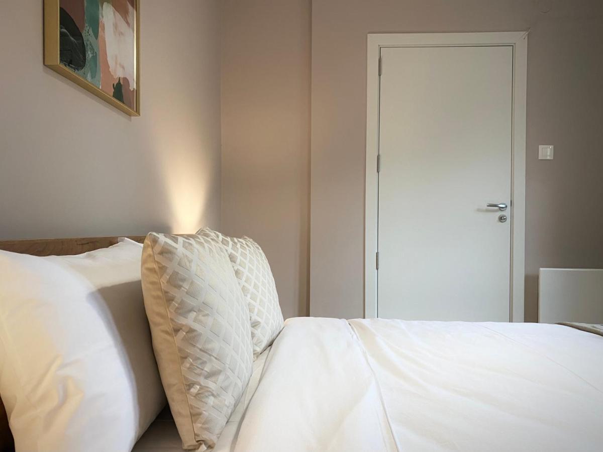 Top Centre Sofia Apartment For 6 Guests 外观 照片